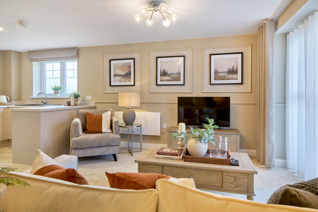 Main image of property: 20 Chalkwell Avenue,
Westcliff-On-Sea,
SS08NA
