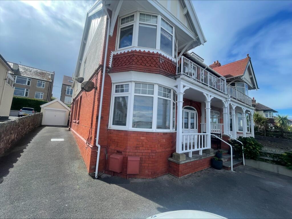 Main image of property: Rhos Promenade