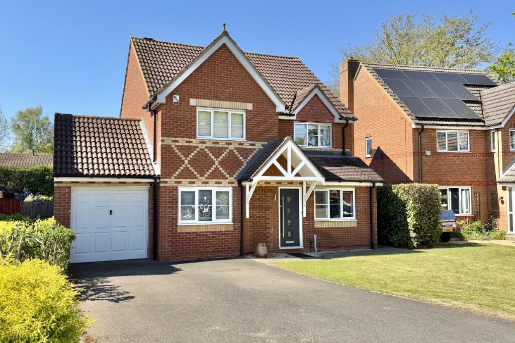 Main image of property: 4 Douglas Close, Hemingford Grey, Cambridgeshire. PE28 9WH