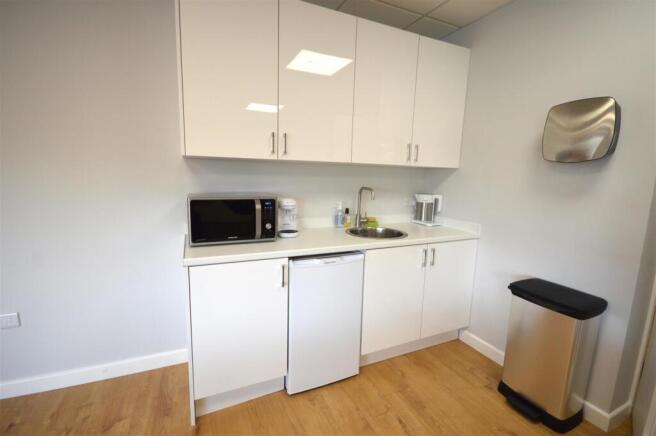KITCHENETTE