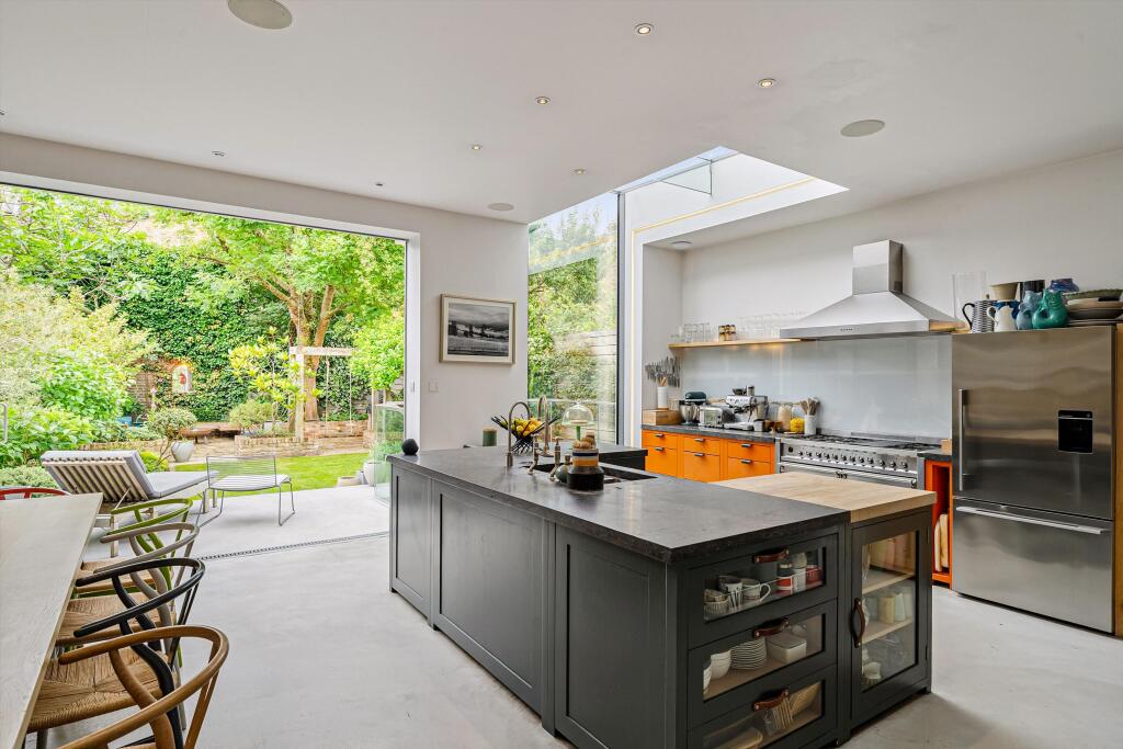 Main image of property: Elms Road, London SW4