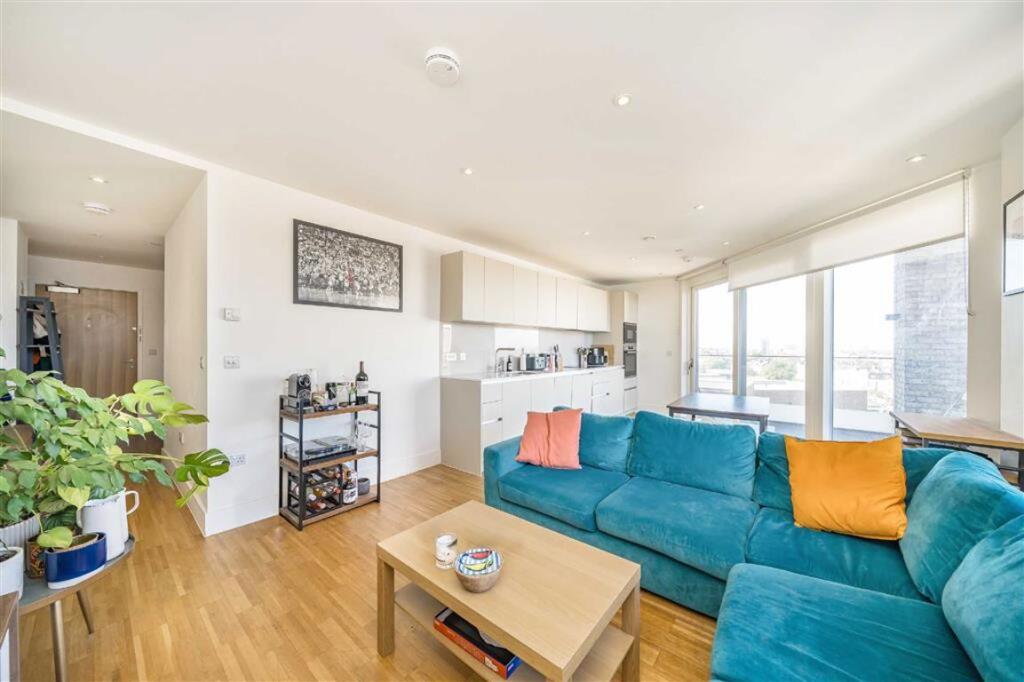 Main image of property: Brixton Hill, Brixton