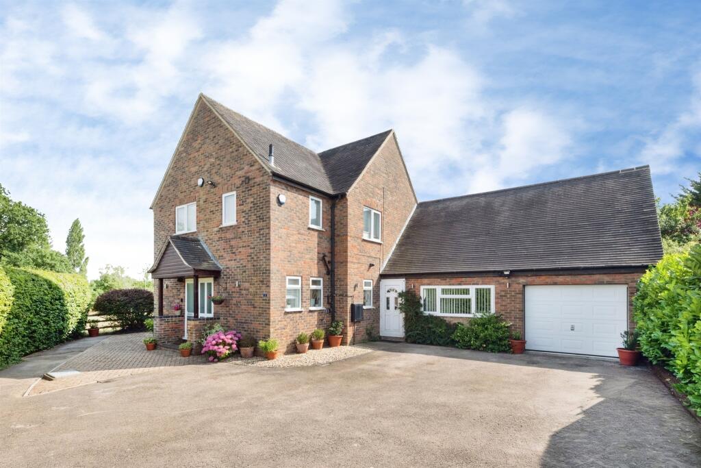 Main image of property: Gascoigne Way, Bloxham, Banbury