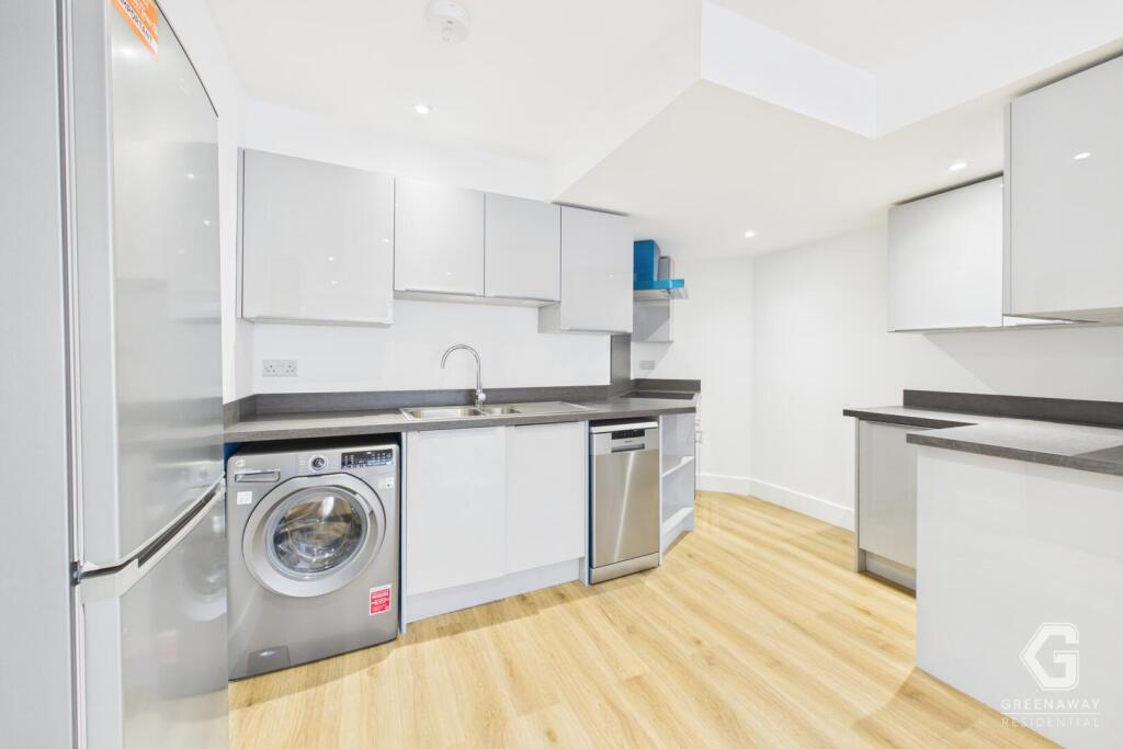 Main image of property: London Road, East Grinstead
