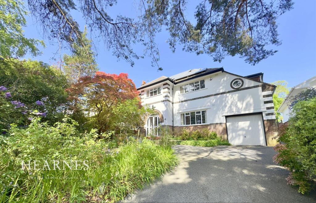 Main image of property: East Avenue, Talbot Woods, Bournemouth, BH3