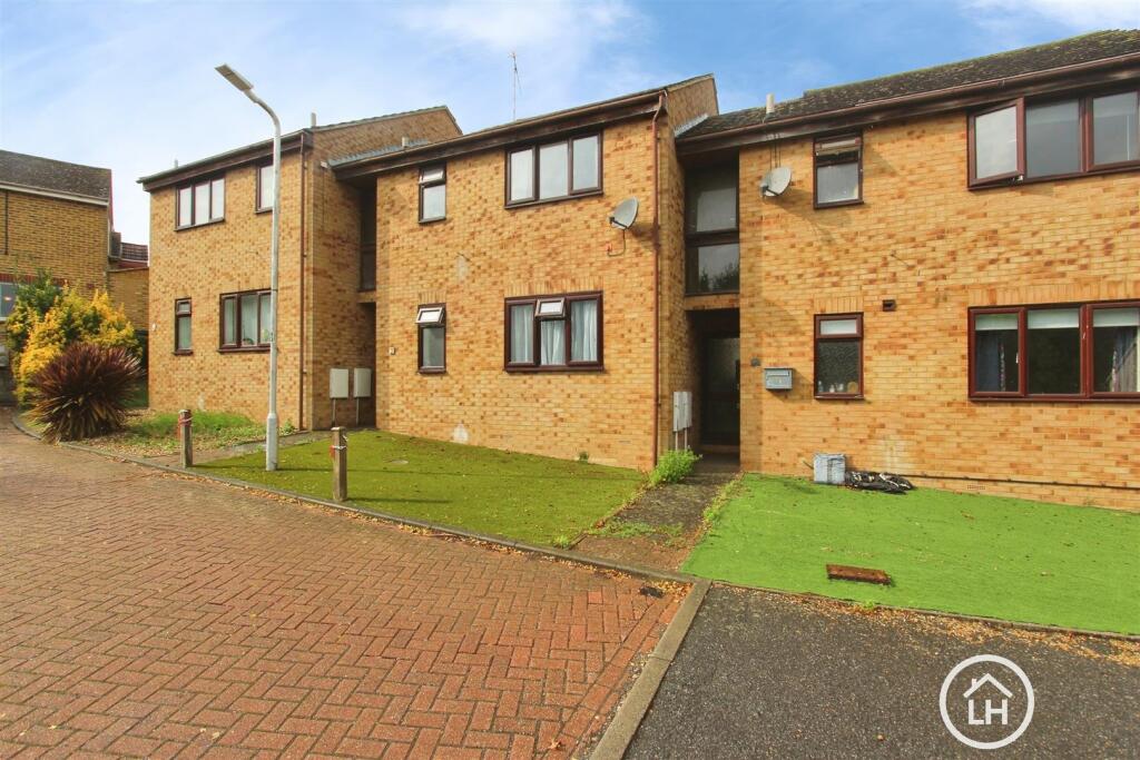 Main image of property: Callaways Lane, Newington, Sittingbourne