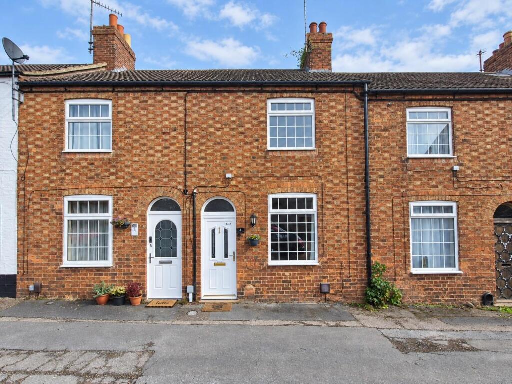 Main image of property: Tebbutts Yard, Earl Barton, Northamptonshire NN6