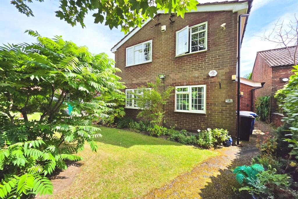 Main image of property: Leyfield Avenue, Romiley, Stockport