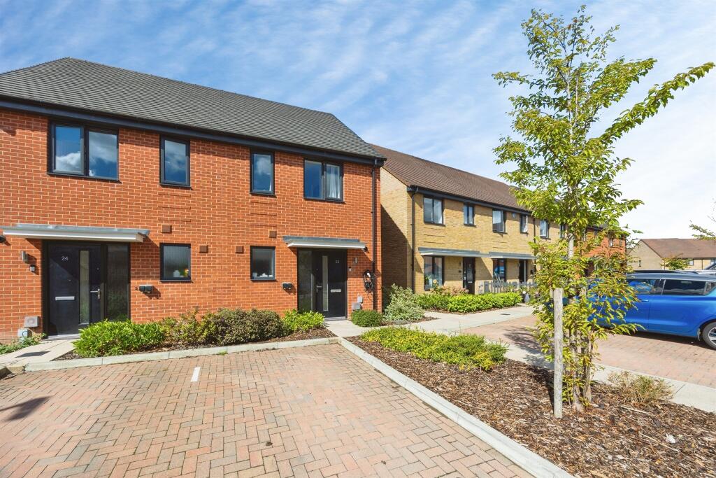 Main image of property: Meadow View, Kingsnorth, Ashford