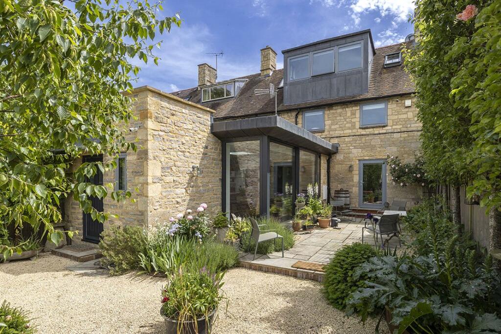 Main image of property: Laverton, Broadway, Gloucestershire, WR12