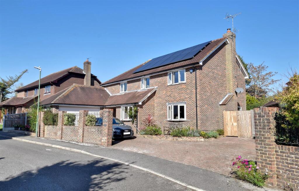 Main image of property: Vineys Gardens, Tenterden
