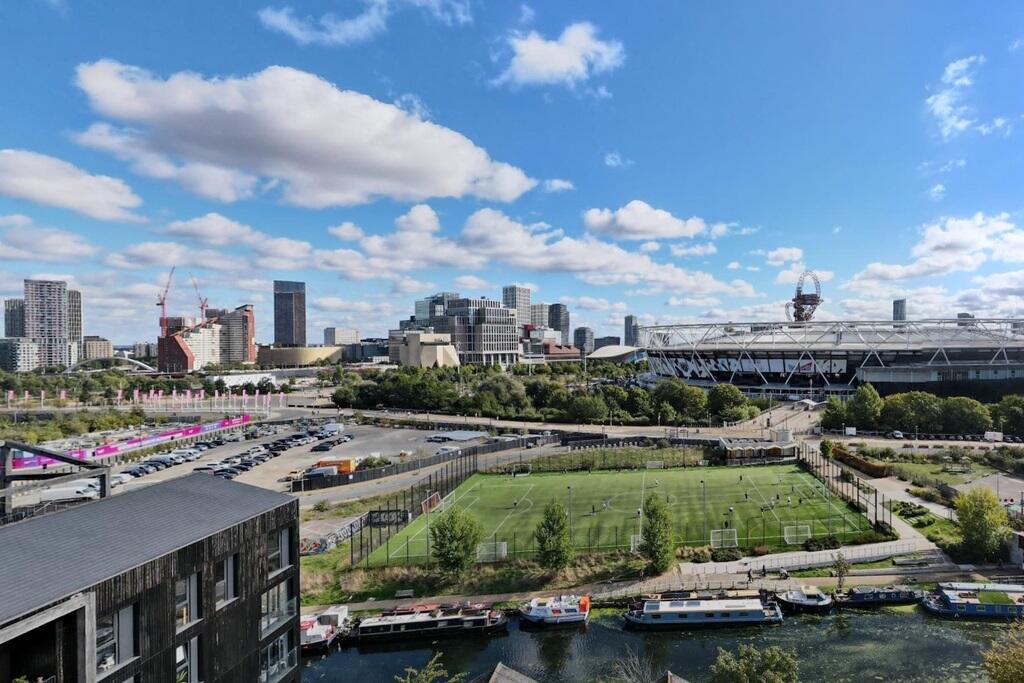 Main image of property: 90 Monier Road,
Fish Island
Hackney,
E3 2PS