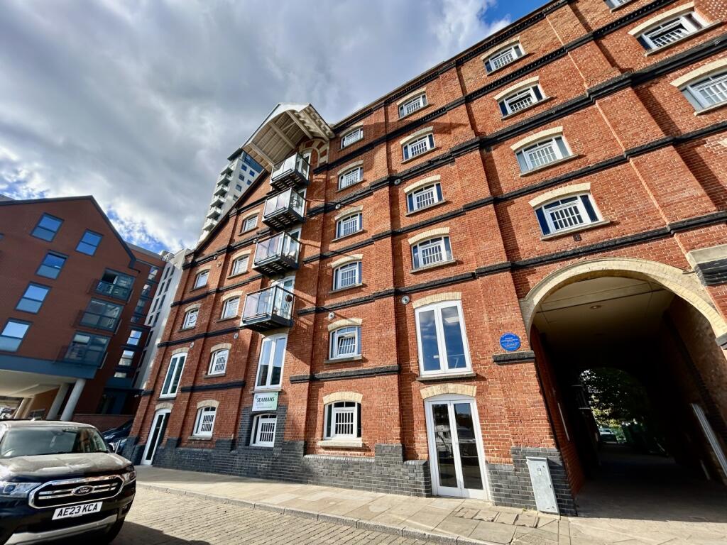 Main image of property: The Shamrock, Key Street, Ipswich, IP4