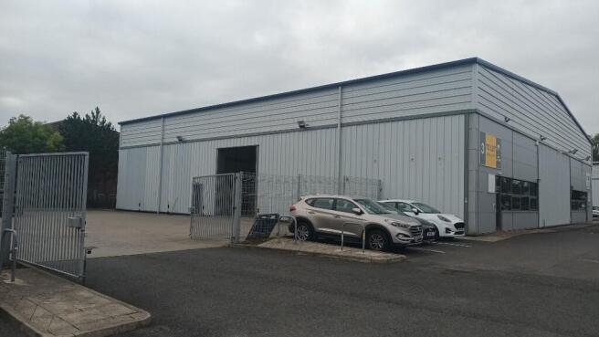 Unit 3 - Secure yard