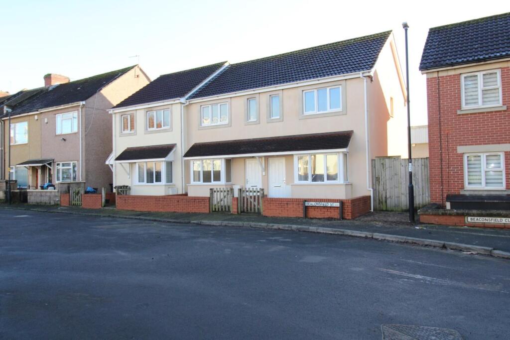 Main image of property: Beaconsfield Street, Bristol BS5 9UA