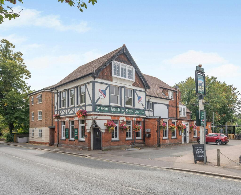 Main image of property: Ye Olde Black Horse, 43 Halfway Street, Sidcup, DA15 8LH