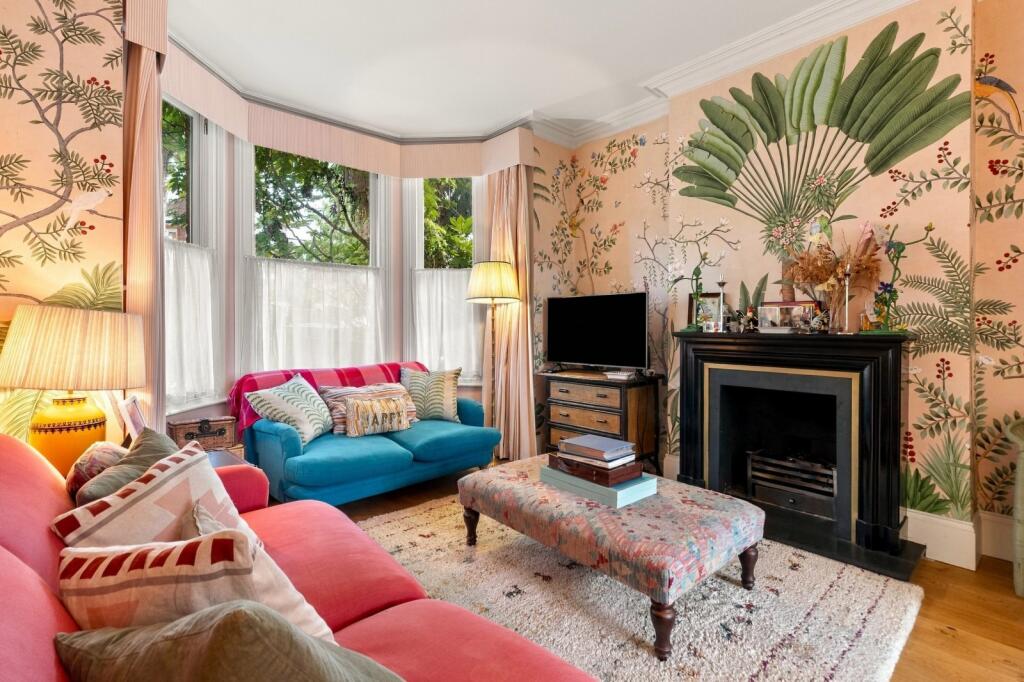 Main image of property: Wallingford Avenue, Notting Hill, London, W10