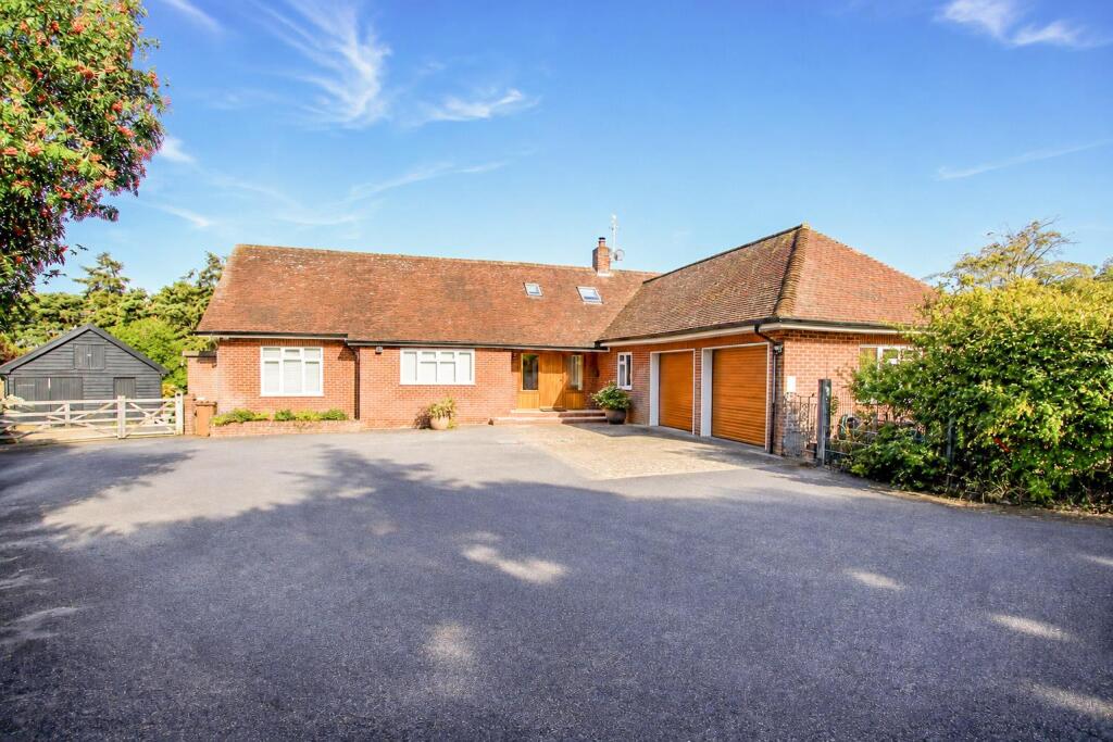 Main image of property: Leiston Road, Aldeburgh