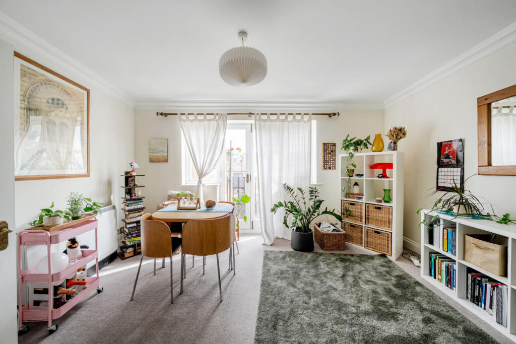 Main image of property: Replingham Road, Southfields, London, SW18