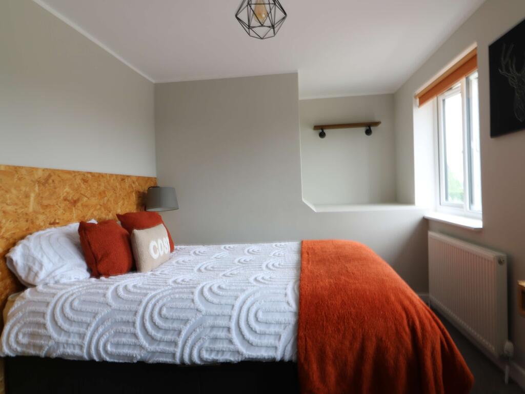 Main image of property: Arnolds Way