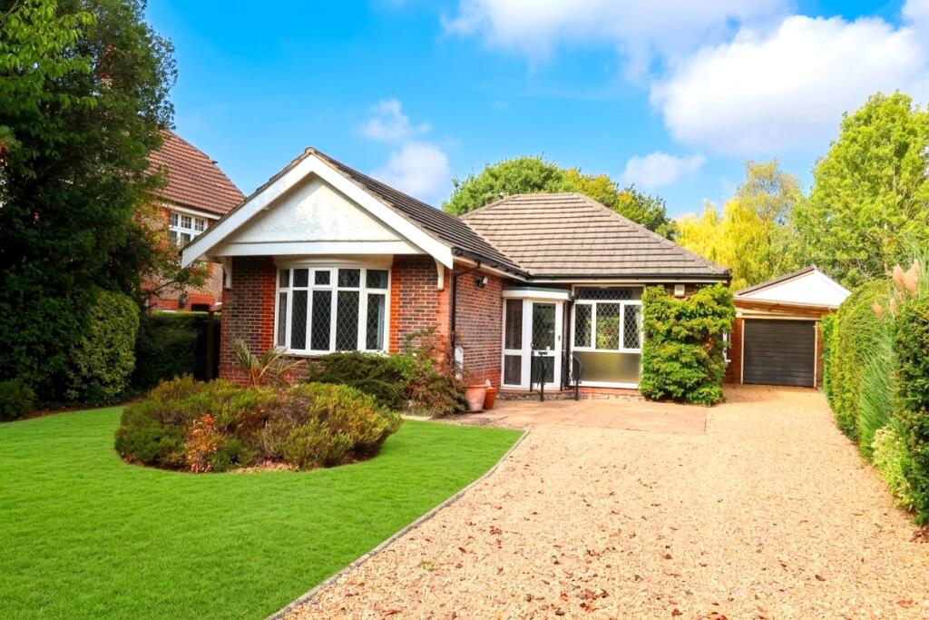 Main image of property: PORTSMOUTH ROAD, HORNDEAN