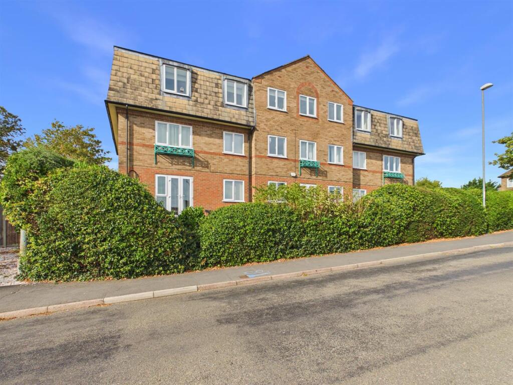 Main image of property: Redcot Mews, Stamford