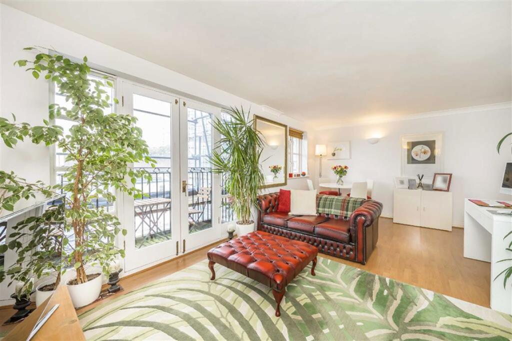 Main image of property: Stockwell Green, Stockwell