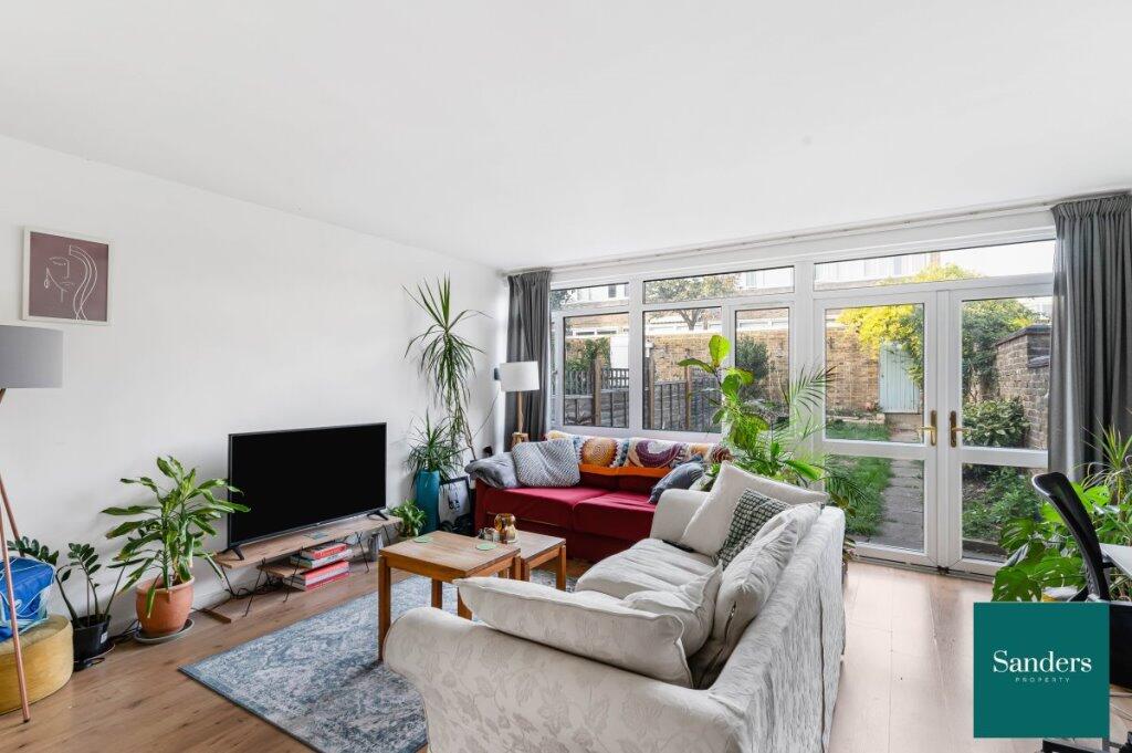 Main image of property: Arundel Grove, Islington, London, N16