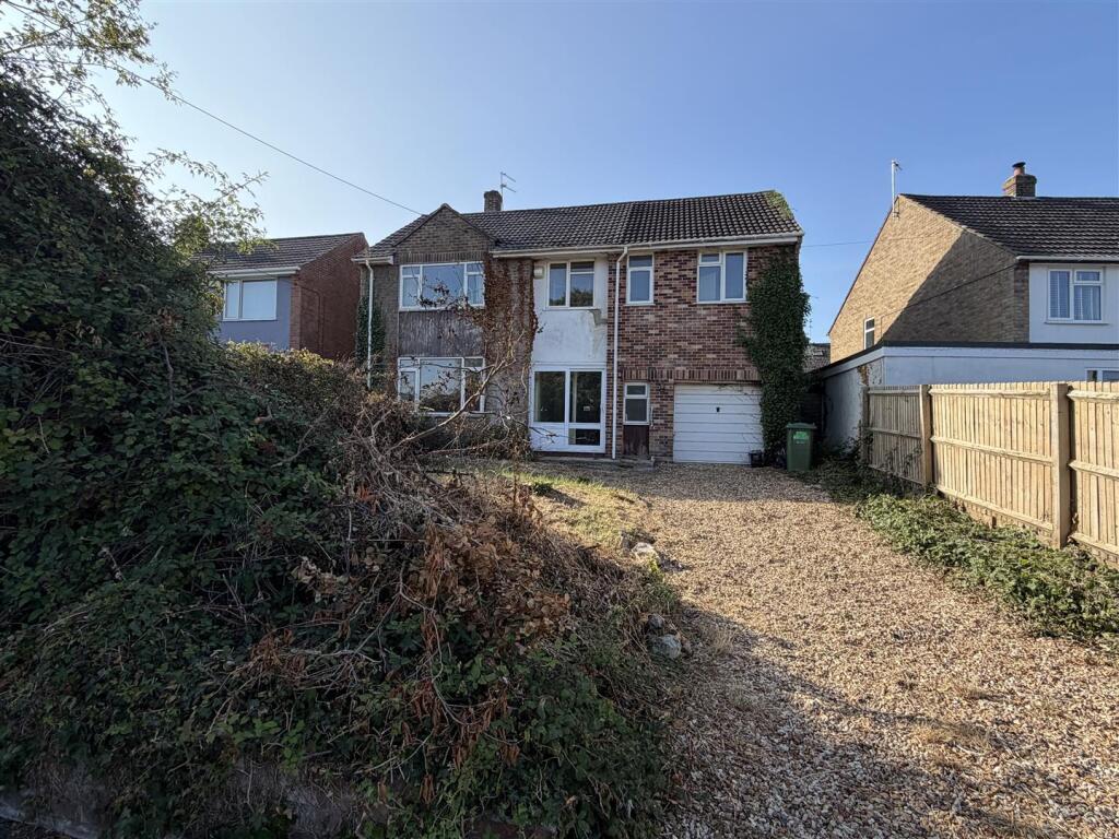 Main image of property: Cotswold Road, Chipping Sodbury, Bristol