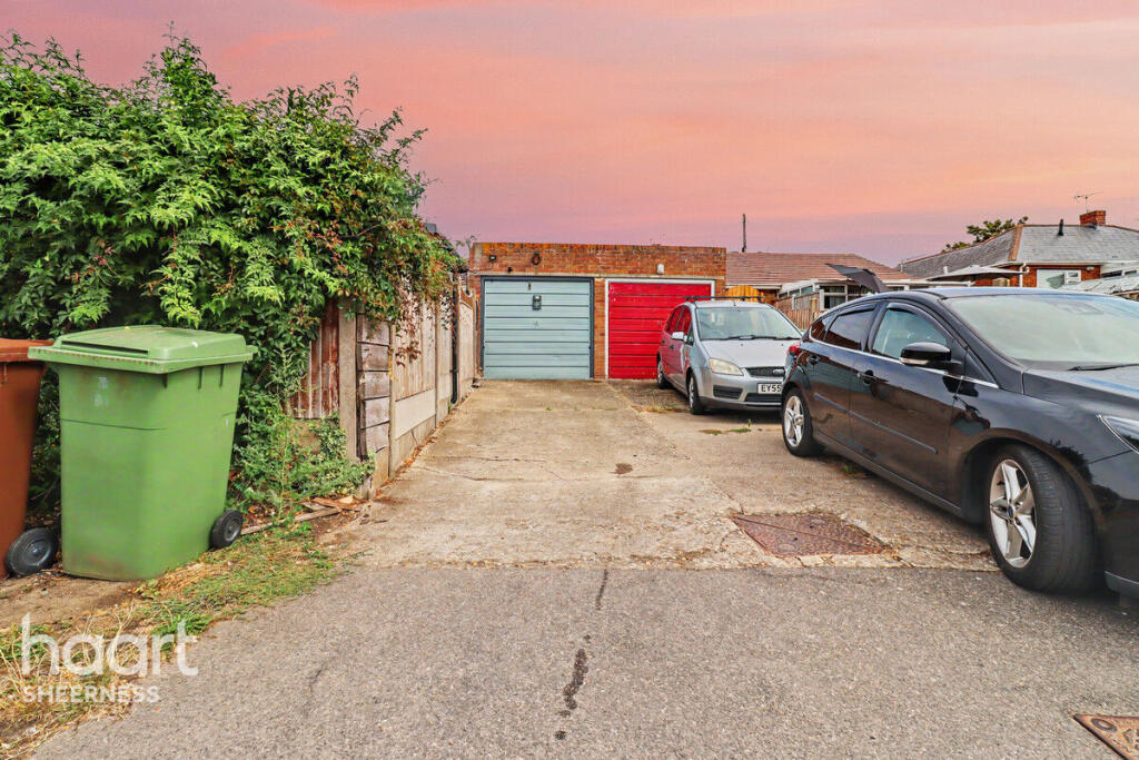 Main image of property: The Broadway, Minster