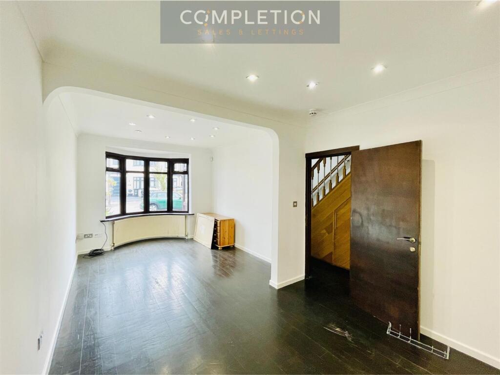 Main image of property: 7 Bedroom House To Let, Dunspring Lane, Ilford - IG5 - £3650 PCM