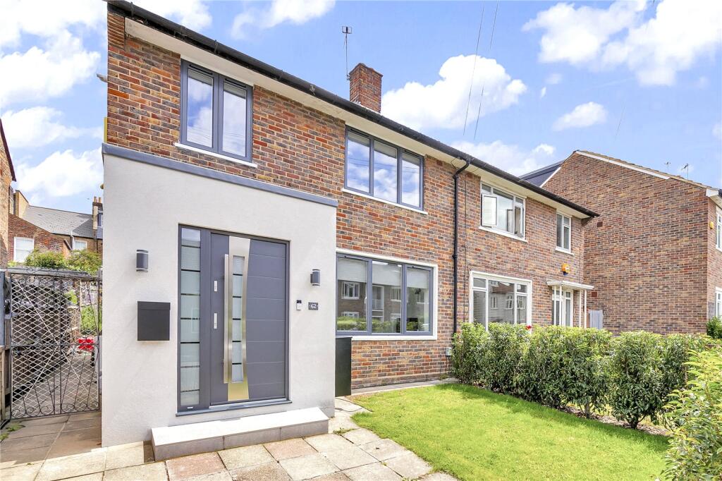 Main image of property: Devereux Road, London, SW11