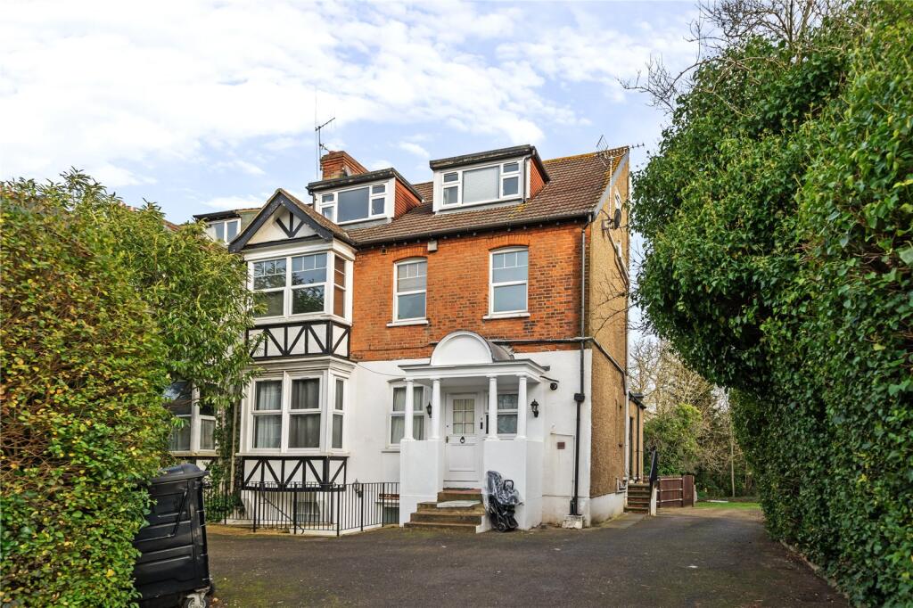 Main image of property: The Ridgeway, Enfield, EN2