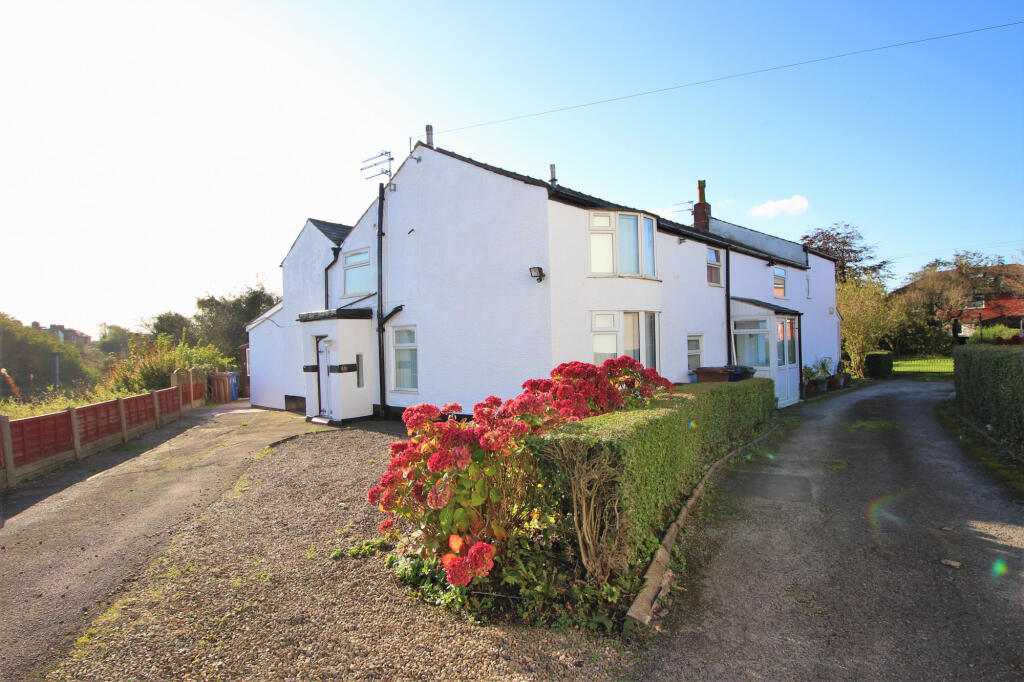 Main image of property: Giller Fold, Penwortham, PR1