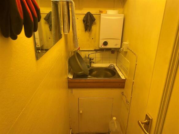 Sink.jpg