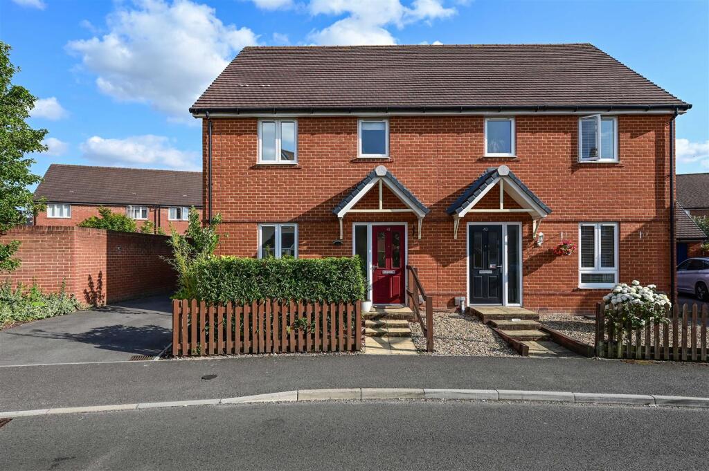 Main image of property: Saunders Way, Basingstoke