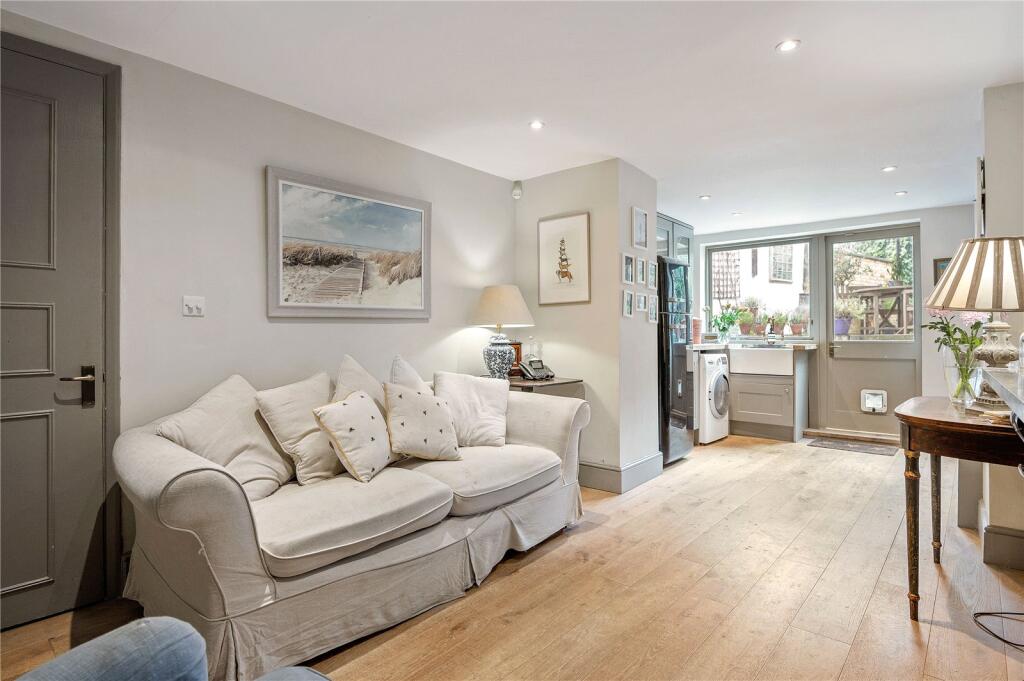 Main image of property: Huntingdon Street, London, N1