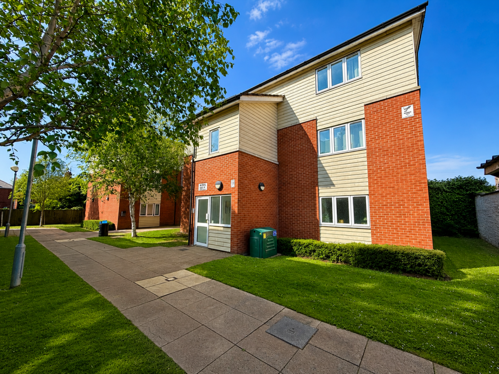 Main image of property: Room 31, Lincoln Road, Peterborough, PE1