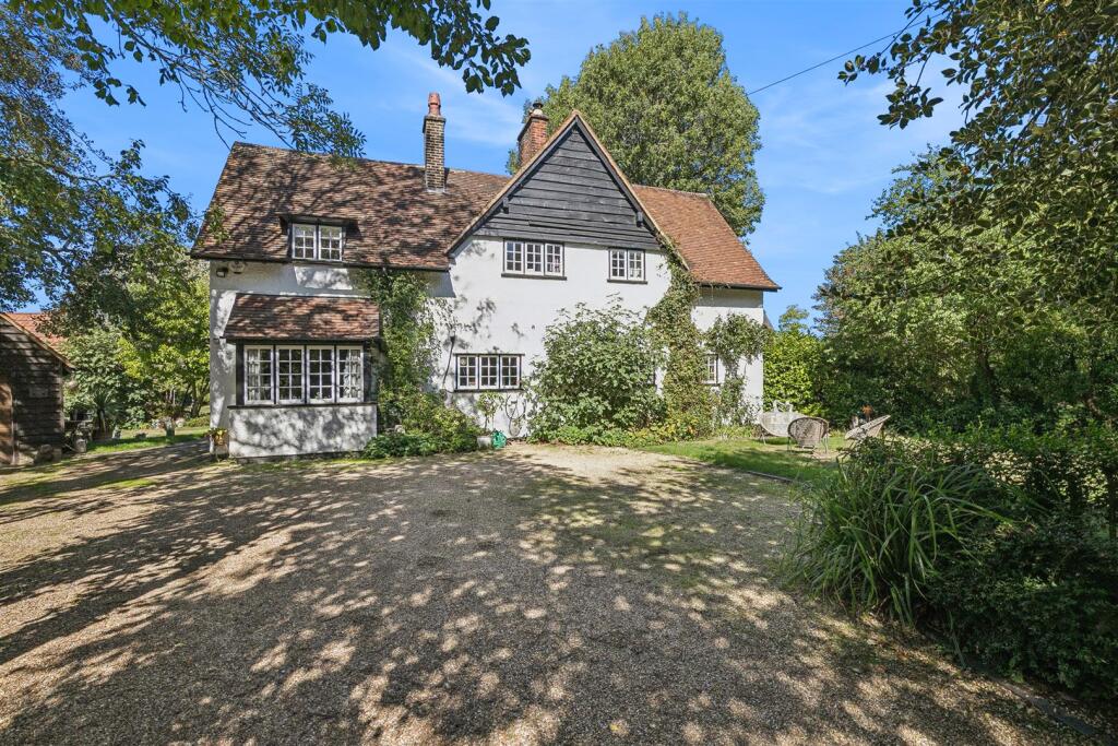 Main image of property: Croft Lane, Letchworth Garden City
