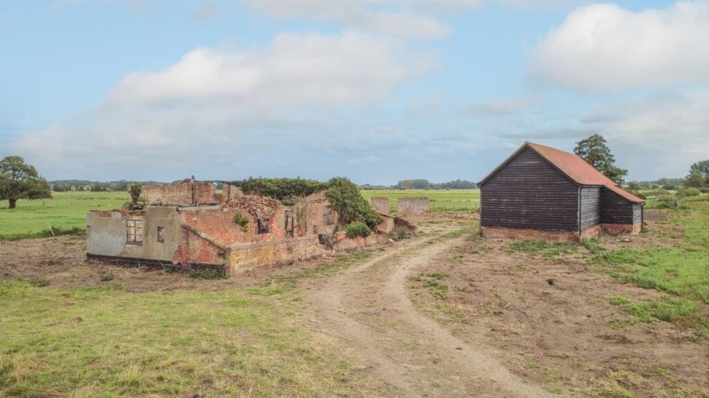 Main image of property: Bridge Farm, Low Road, Mettingham, Bungay, Norfolk NR35 1TP