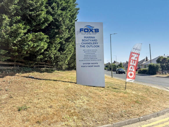 Foxs Marina