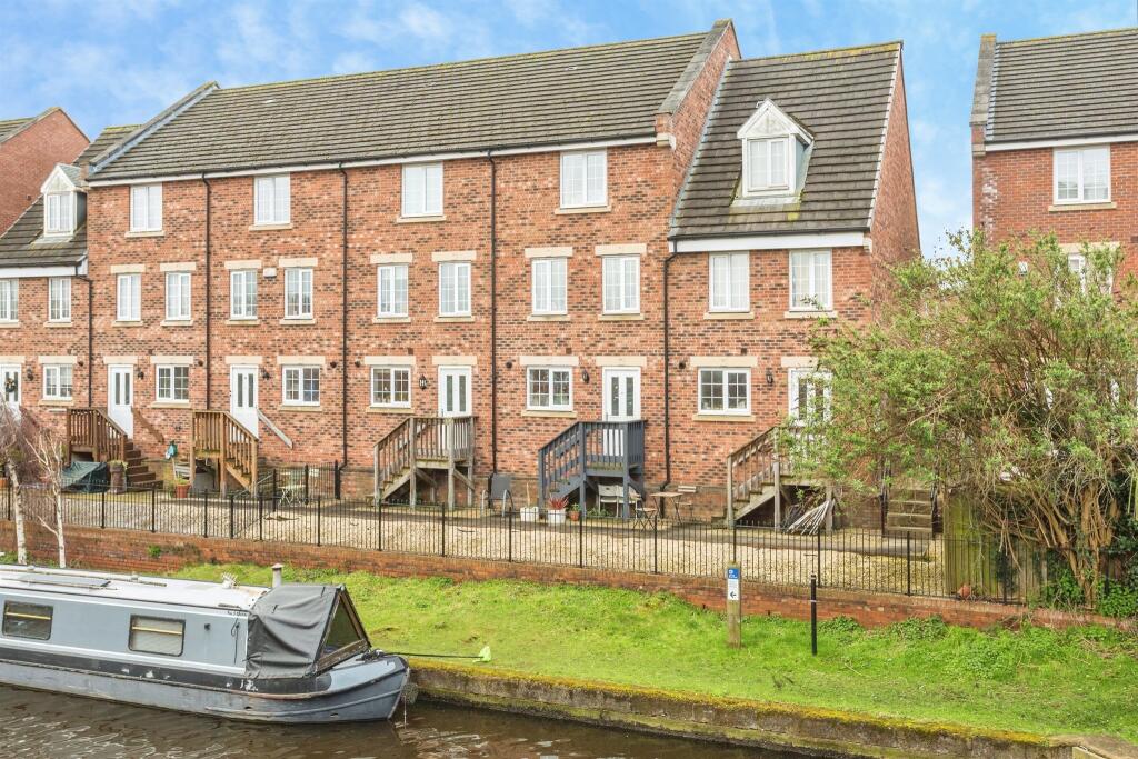 Main image of property: Chancel Road, WAKEFIELD