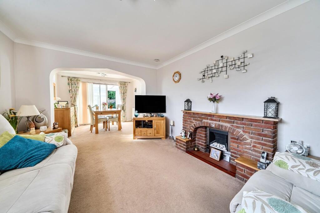 Main image of property: Sunnymead Drive, Waterlooville