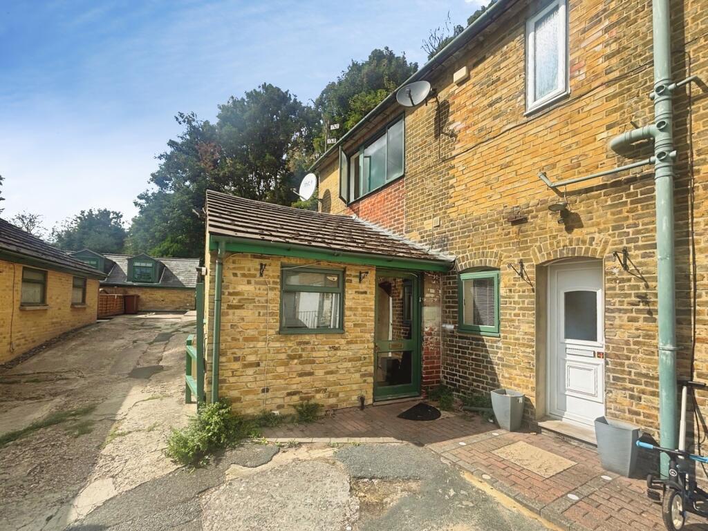 Main image of property: Chalgrove Mews, Vicarage Road, Halling, Rochester, ME2