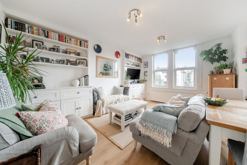 Main image of property: Baldry Gardens, Streatham Common, London, SW16