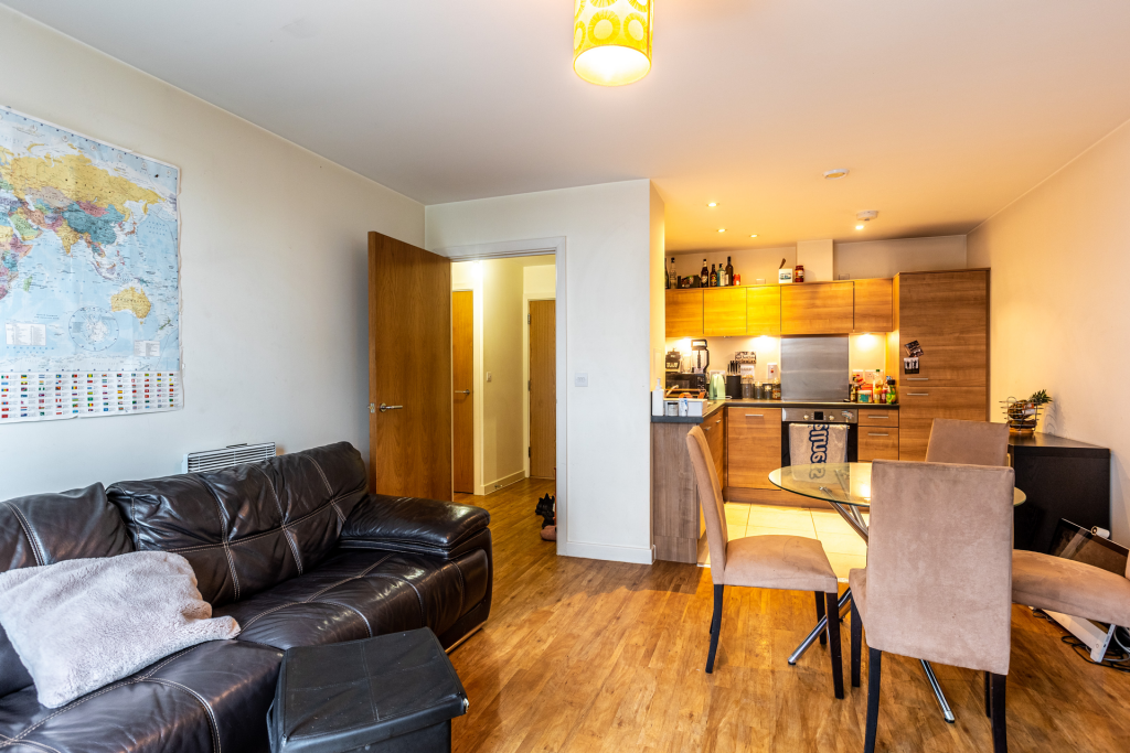 Main image of property: Commercial Road, London, E14