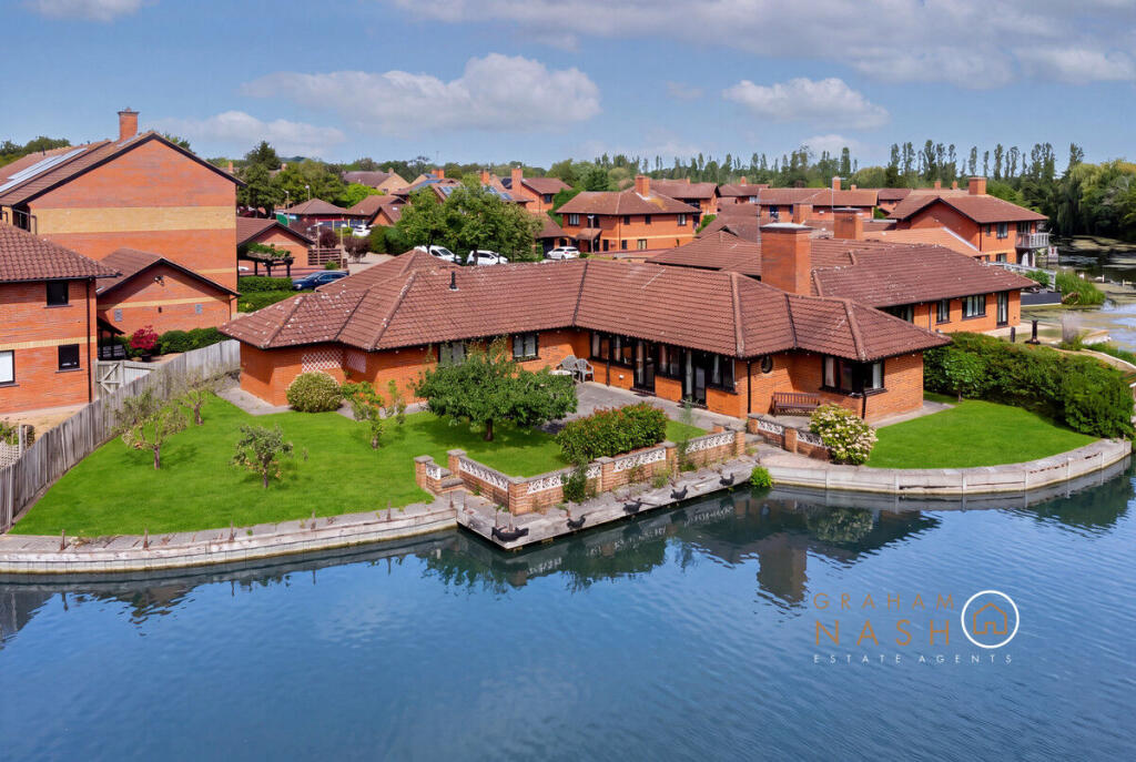 Main image of property: Skeats Wharf, Pennyland, MK15