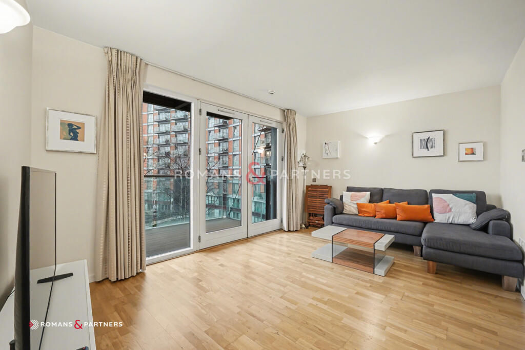 Main image of property: New Providence Wharf, Canary Wharf, E14