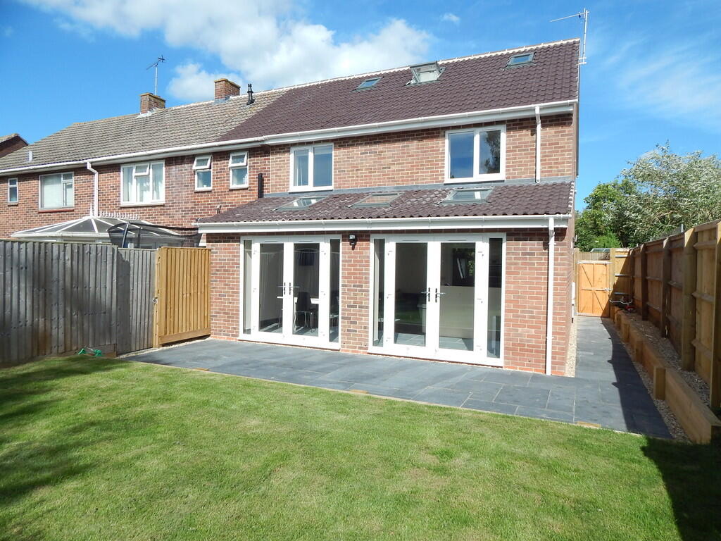 Main image of property: Sutton Courtenay
