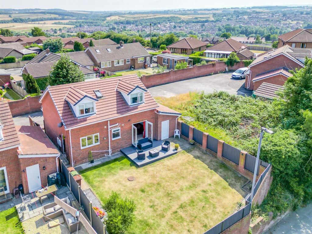 Main image of property: Highclere Court, South Elmsall, Pontefract